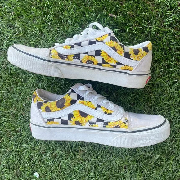 Vans Customers Black/Yellow/White Sunflowers Old Skool Shoes Sz(4mens 5.5womens - Picture 3 of 7